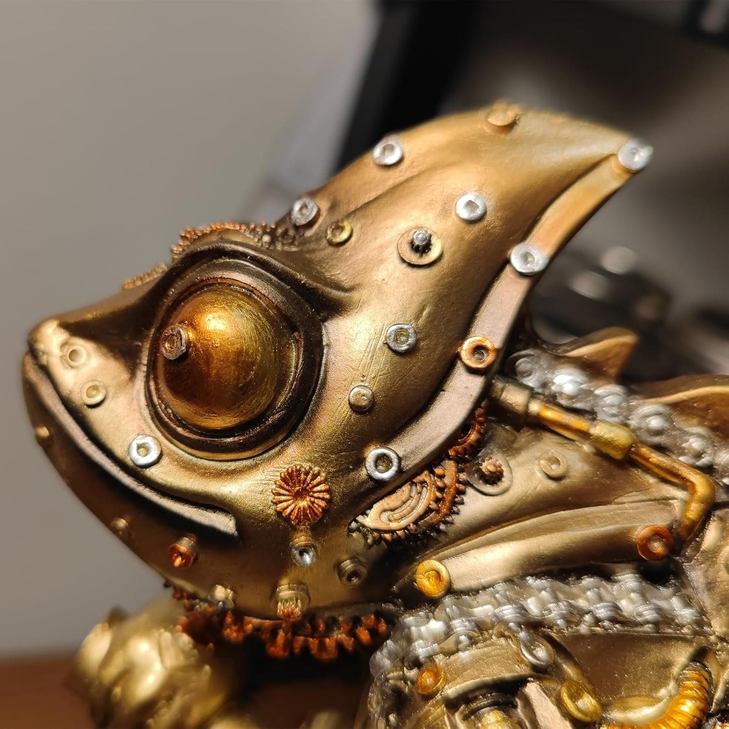 GENUINQ 12''H Steampunk Lizard Chameleon Statue Cyborg Sci-fi Sculpture - Image 7
